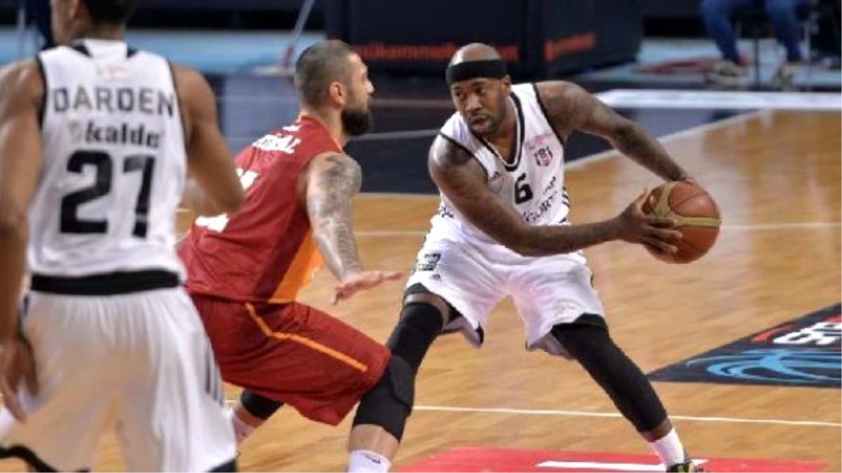 Beşiktaş Sompo Japan: 71 - Galatasaray Odeabank: 76