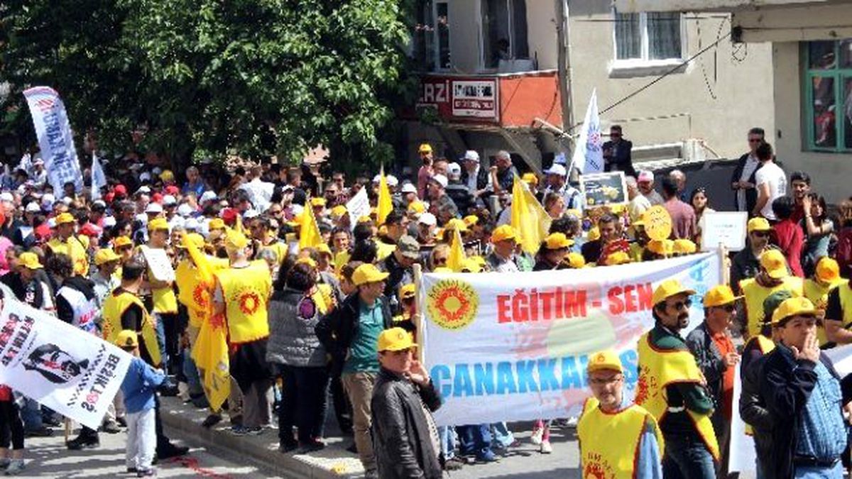 Çanakkale\'de 1 Mayıs Kutlamaları