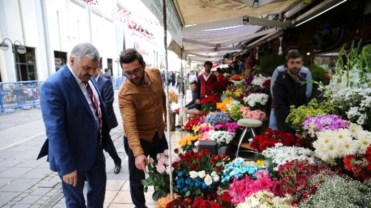 Çınaraltı\'nda Başkan\'la Muhabbet