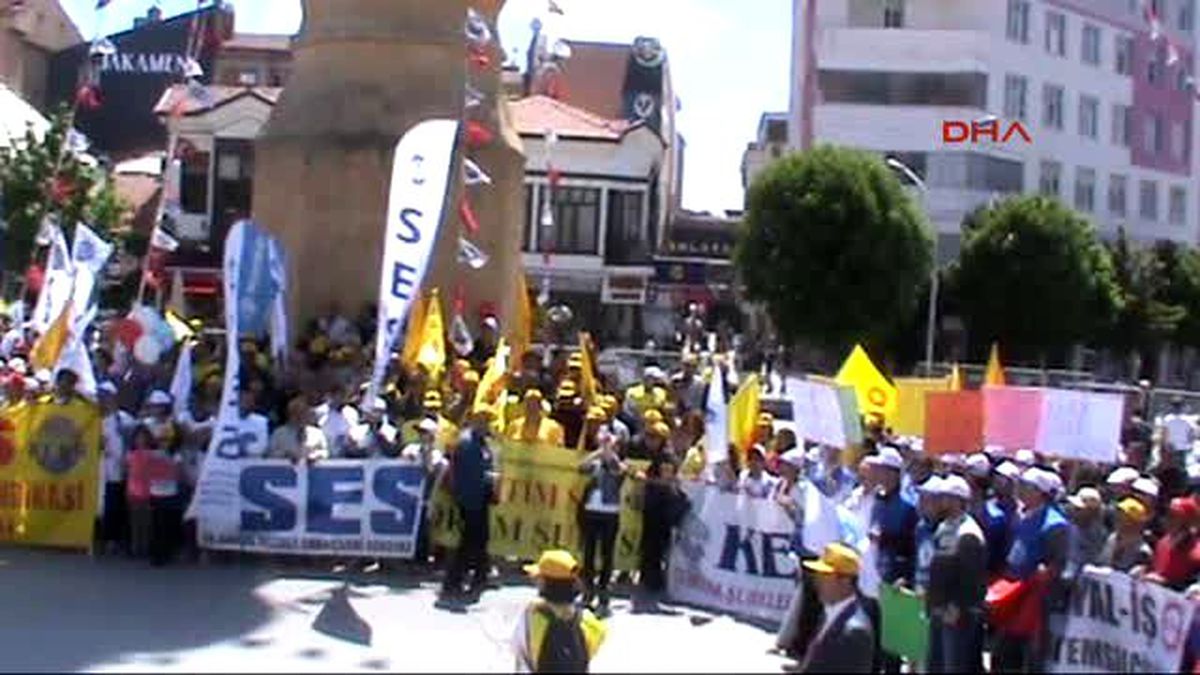 Çorum\'da 1 Mayıs Kutlaması