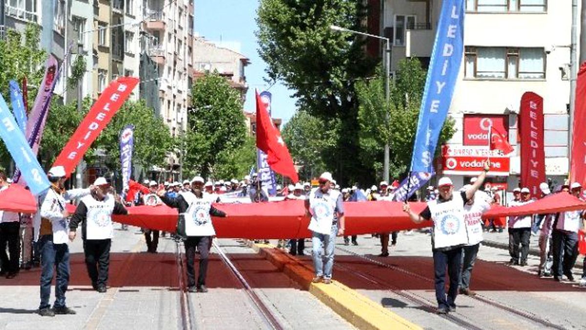 Eskişehir\'de 1 Mayıs Kutlaması