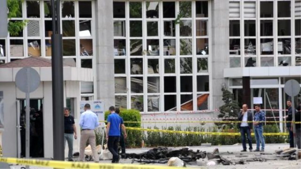 Gaziantep Emniyet Müdürlüğü\'ne Bombalı Saldırı: 2 Şehit (11)