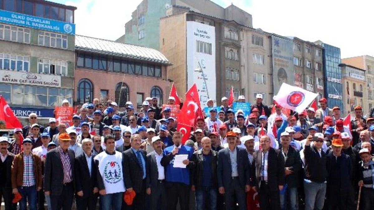 Gökçan, 1 Mayıs İşçi Bayramını Kutladı