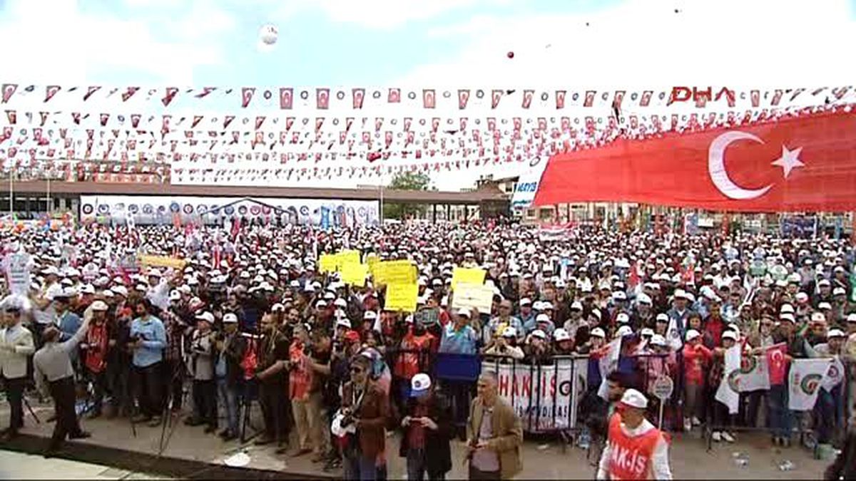 Sakarya Adapazarı\'nda 1 Mayıs Kutlamaları- 3