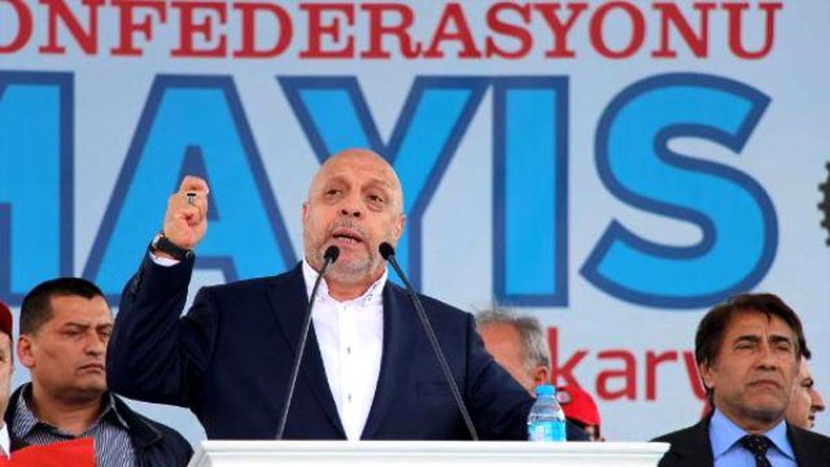 Sakarya\'da 32 İlden 15 Bin İşçi 1 Mayıs\'ı Kutluyor (2)