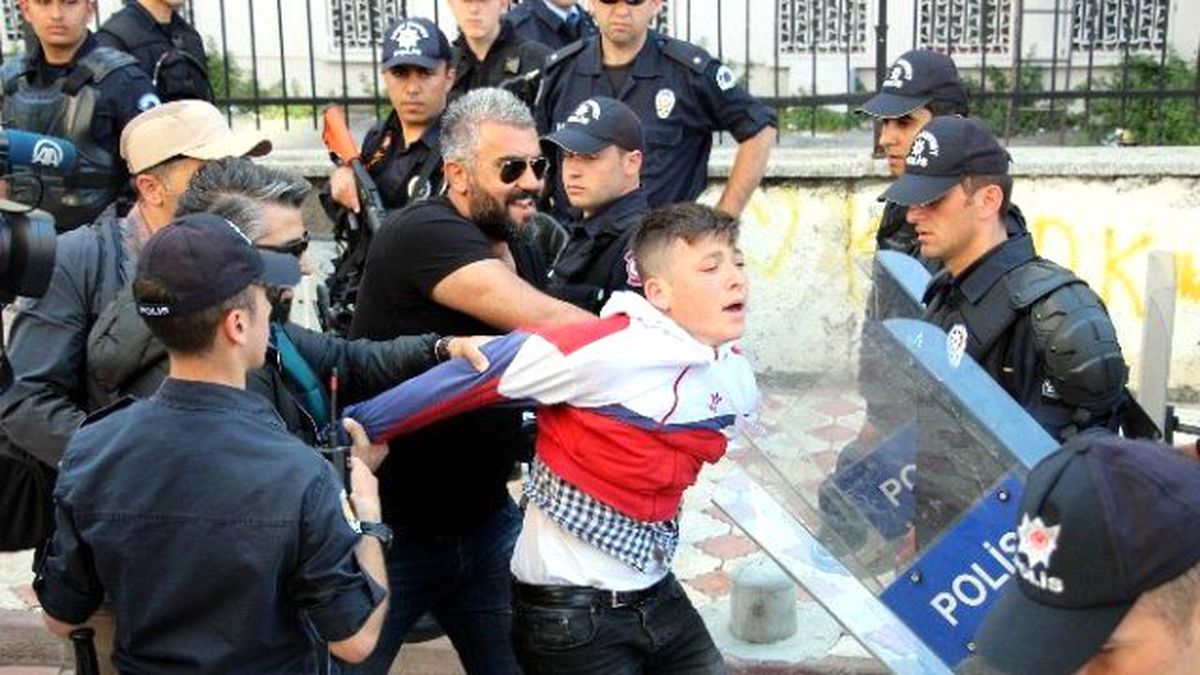 Samsun\'da Gergin 1 Mayıs Kutlamaları