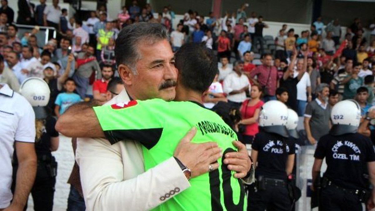 Toroslar Belediyespor Bal\'a Yükseldi