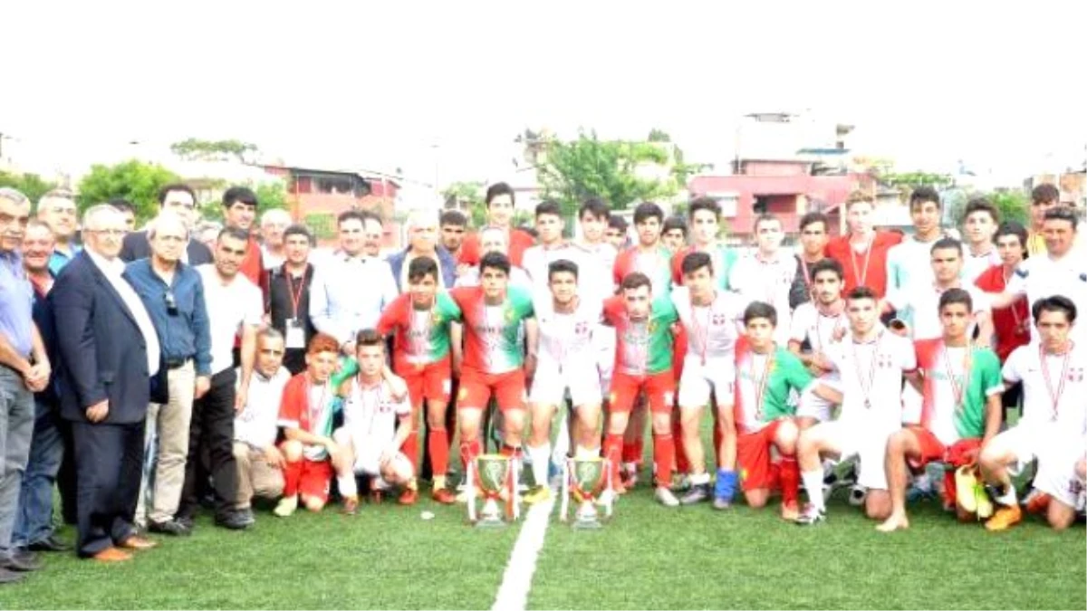 U17 Antalya Muratpaşa Belediyespor, Türkiye Şampiyonu Oldu