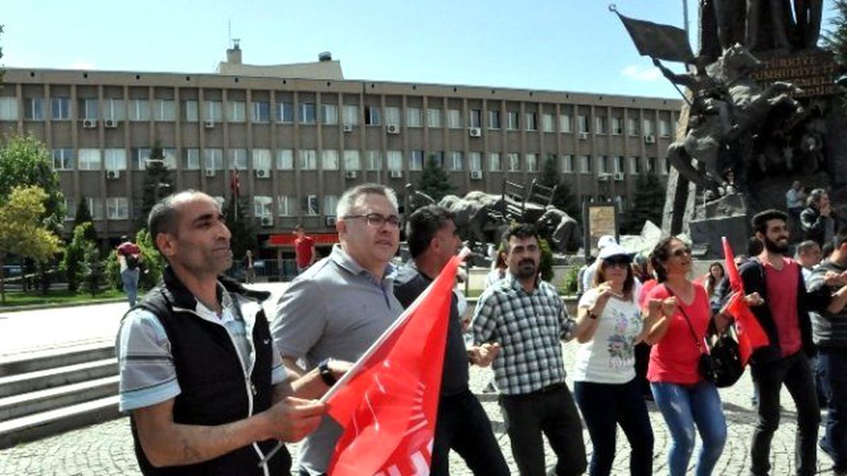 Uşak\'ta 1 Mayıs İşçi ve Dayanışma Günü