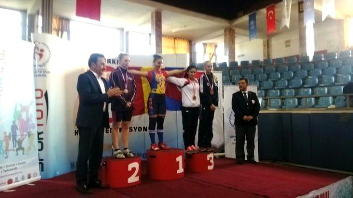 Buse İlhan Türkiye İkincisi Oldu