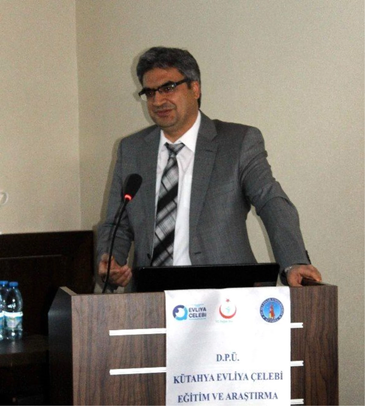 Doç. Dr. Erim Gülcan: Türkiye\'de 75 Bin Böbrek Yetmezliği Hastası Var