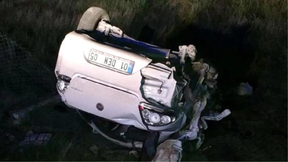 Elazığ\'da İki Otomobil Kafa Kafaya Çarpıştı: 2 Ölü, 1 Yaralı