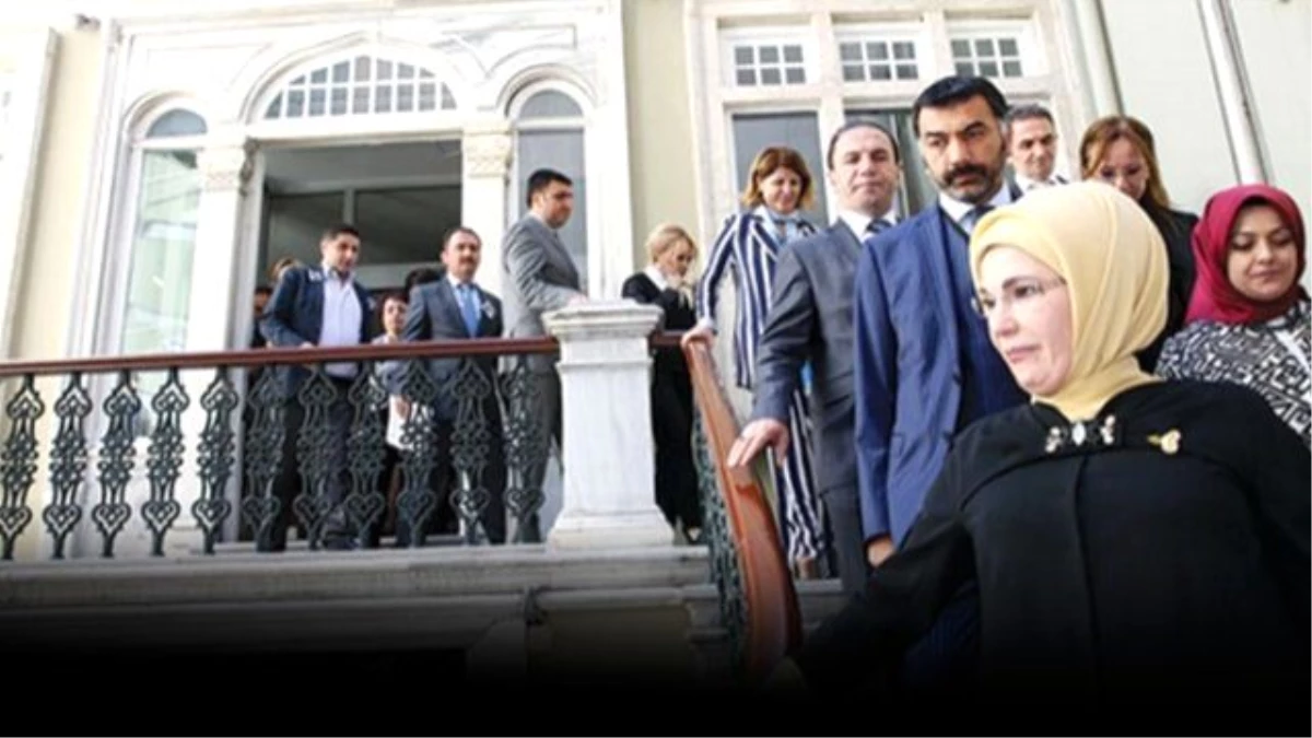 Emine Erdoğan\'dan Yardım İsteyen Moda Akademi Yetkilisine Cevap