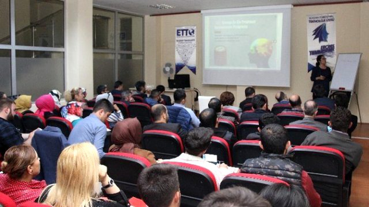 Erciyes Teknopark\'ta, Firmalara Teydeb Destekleri Konulu Bilgilendirme Semineri Düzenlendi
