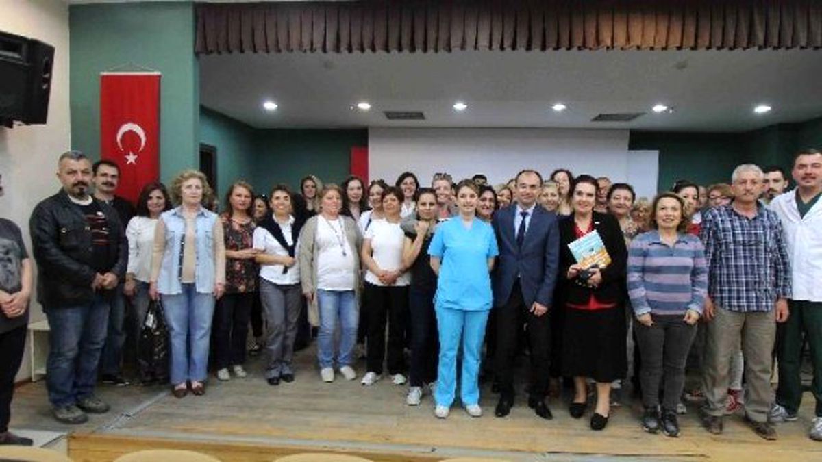 Sokak Hayvanlarına Gönüllü Koruyucular