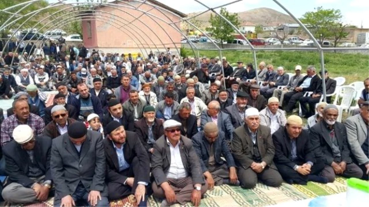 Yozgat ve Yerköy\'de Çiftçiler Yağmur Duasına Çıktı
