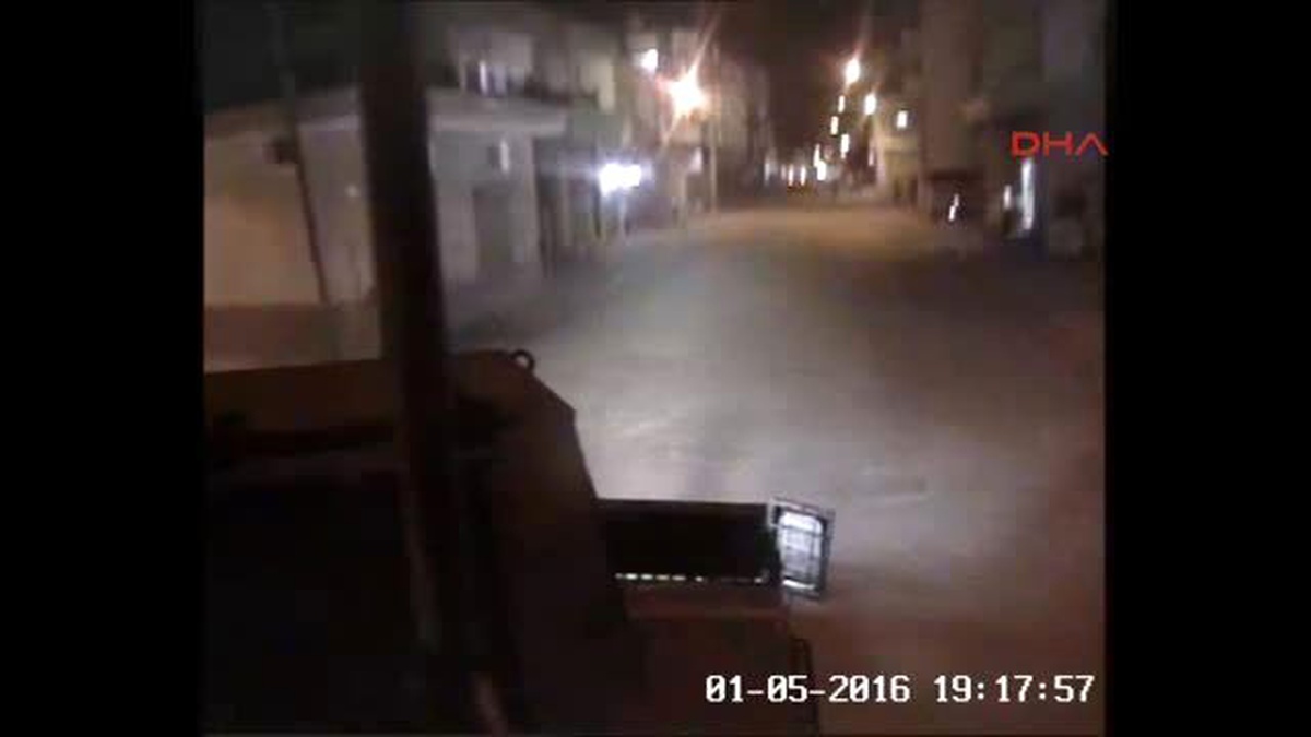Adana Polise Molotofkokteyli Atan PKK\'lı Yakalandı