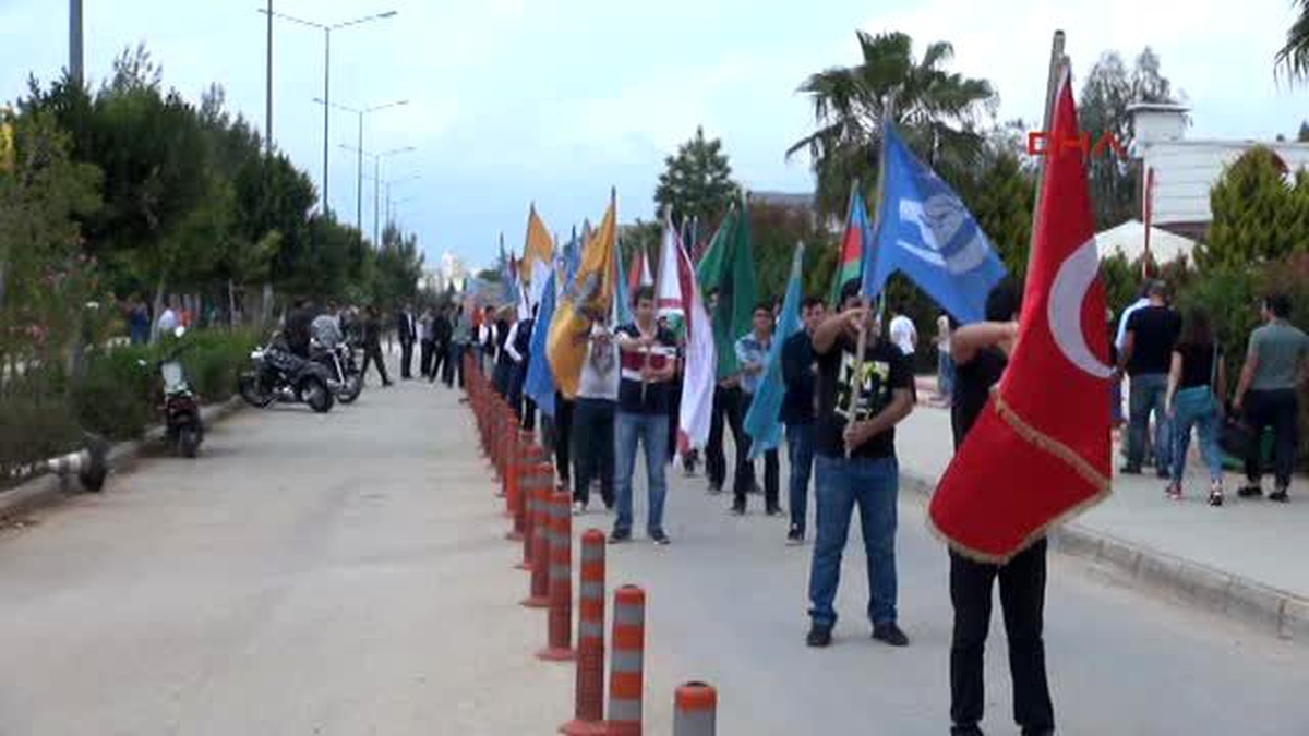 Antalya Aü\'de \'Türkçülük Günü\' Yürüyüşü