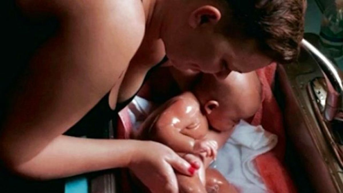 Apple'dan Duygulandıran Anneler Günü Reklamı!