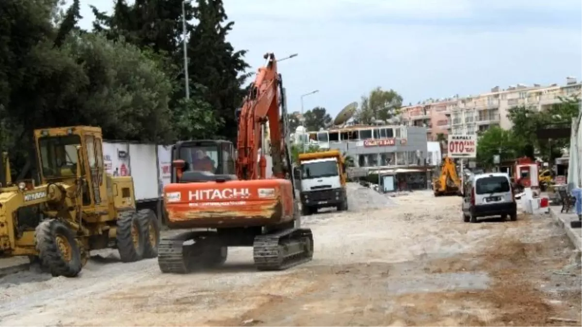 Aydın Büyükşehir Belediyesi Yunus Caddesi\'ne El Attı