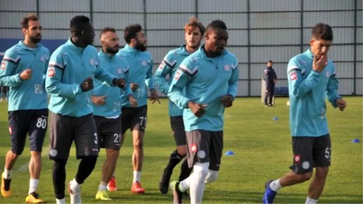 Çaykur Rizespor İstanbul\'a Gitti