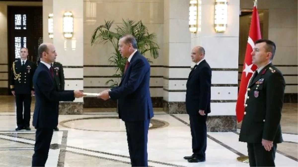 Cumhurbaşkanı Erdoğan, Makedonya Büyükelçisi Mucunski\'yi Kabul Etti