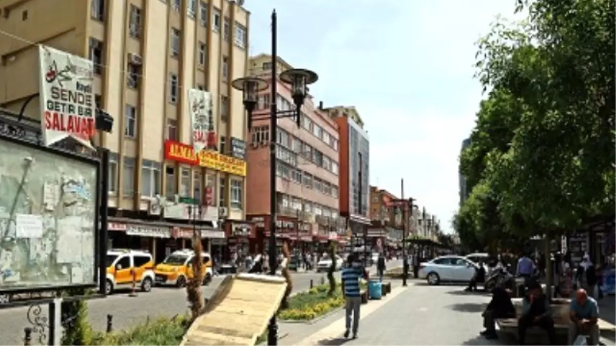 Önce Yasaklar, Şimdi DEDAŞ Karanlığa Gömdü