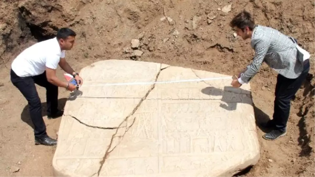 Ormancı, Paha Biçilmez Bir Tarihi Eser Buldu