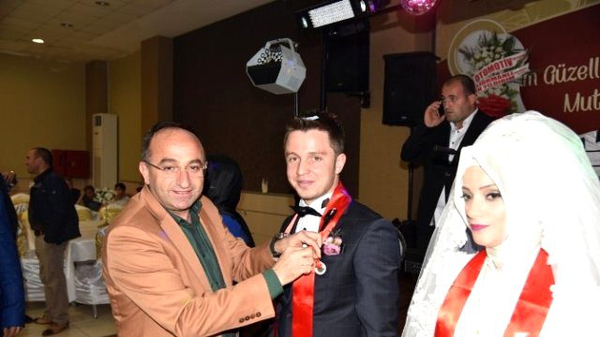 Başkan Üzülmez, Kartepelilerin Mutlu Günlerine Ortak Oldu