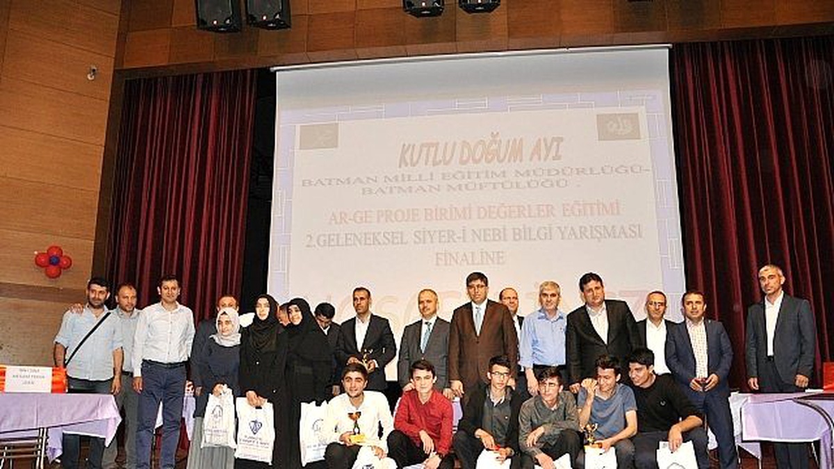 Batman Anadolu Lisesi \'Siyer-i Nebi\' Yarışmasında İl Birincisi Oldu