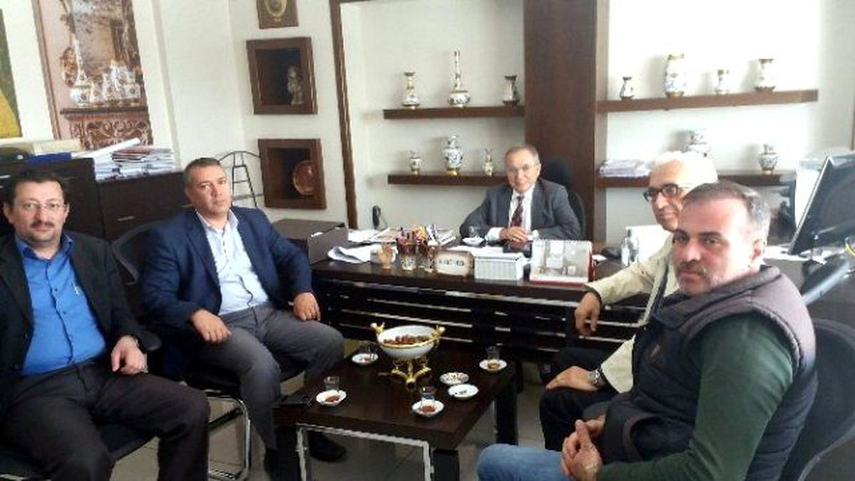 Cemiyet\'ten Naci Pekcan\'a Ziyaret
