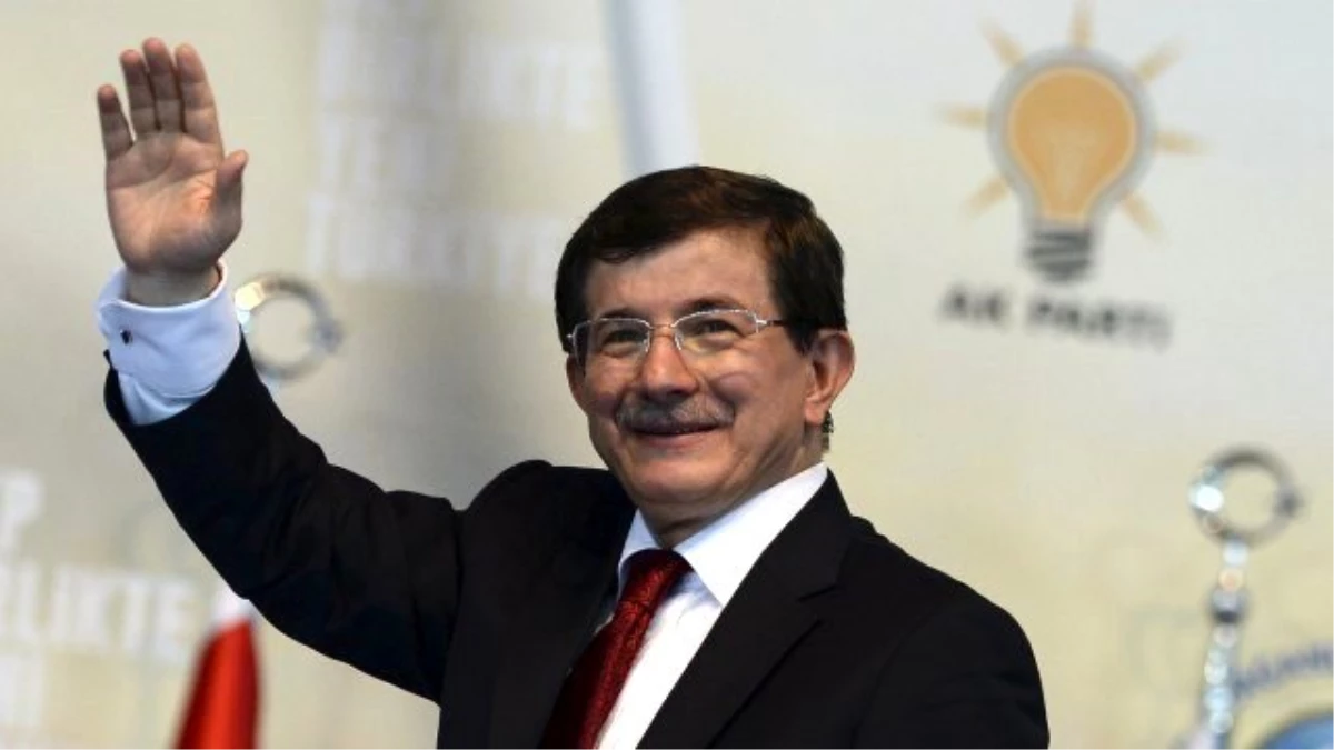 Davutoğlu\'nun Koltuğu İçin Kulislerde Adı Geçen 4 AK Partili