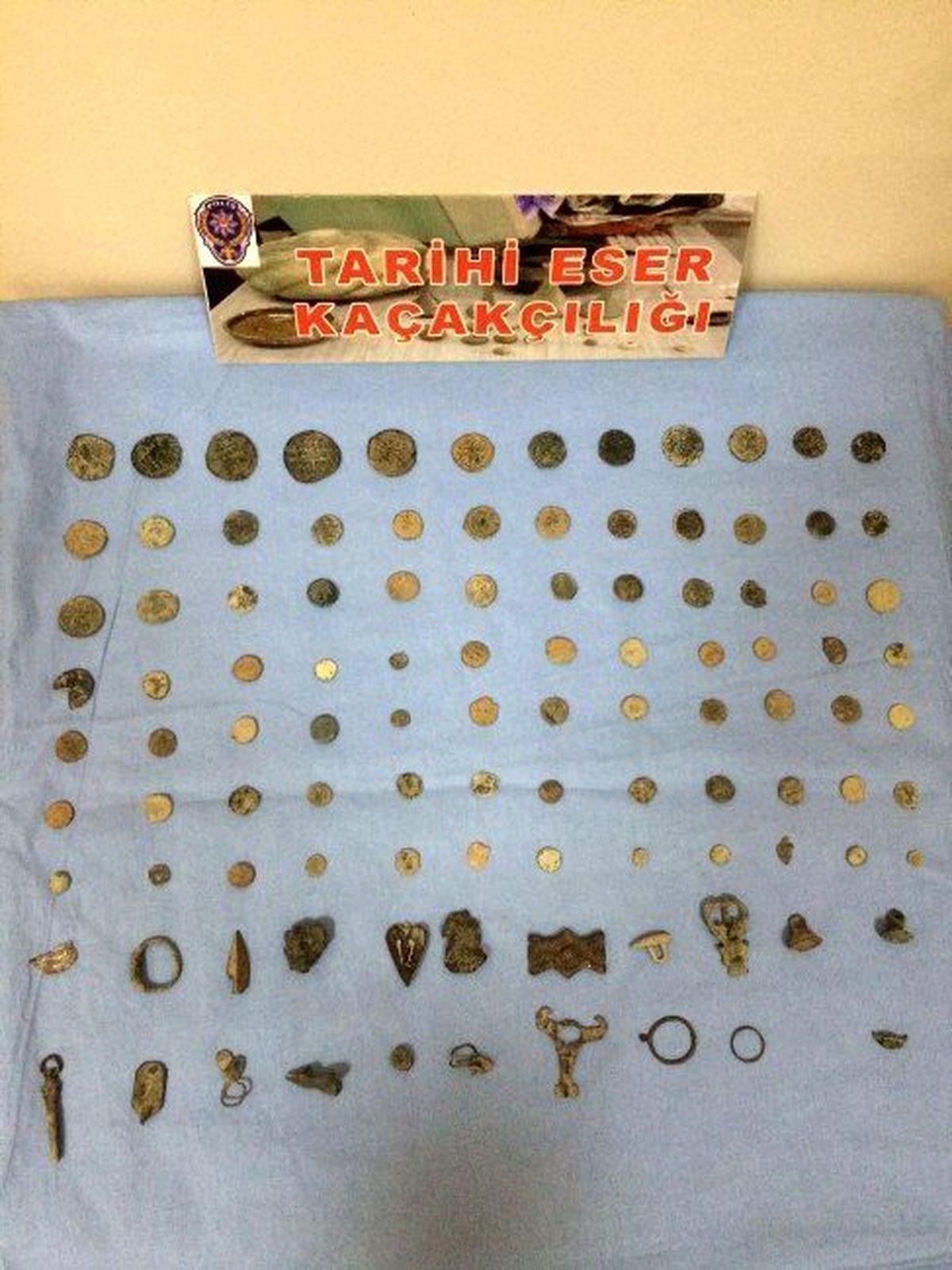 Denizli\'den Getirdiler İzmir\'de Satmak İsterken Yakalandılar