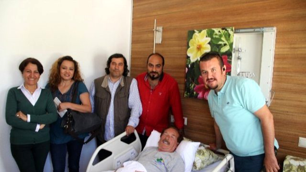 Duayen Gazeteci Güngör Dalay, Sevenlerini Korkuttu