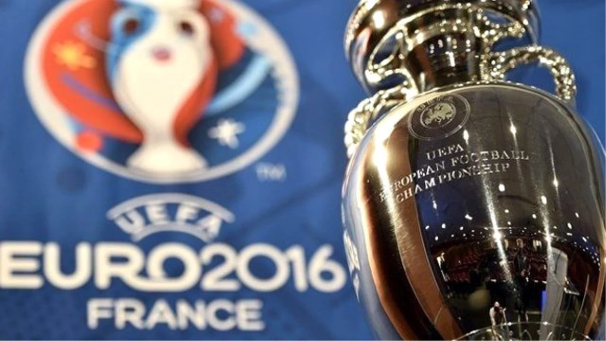 EURO 2016 Şarkısının İngilizce Seçilmesi Fransızları Kızdırdı