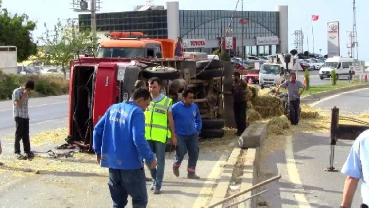 Freni Patlayan Kamyon Takla Attı