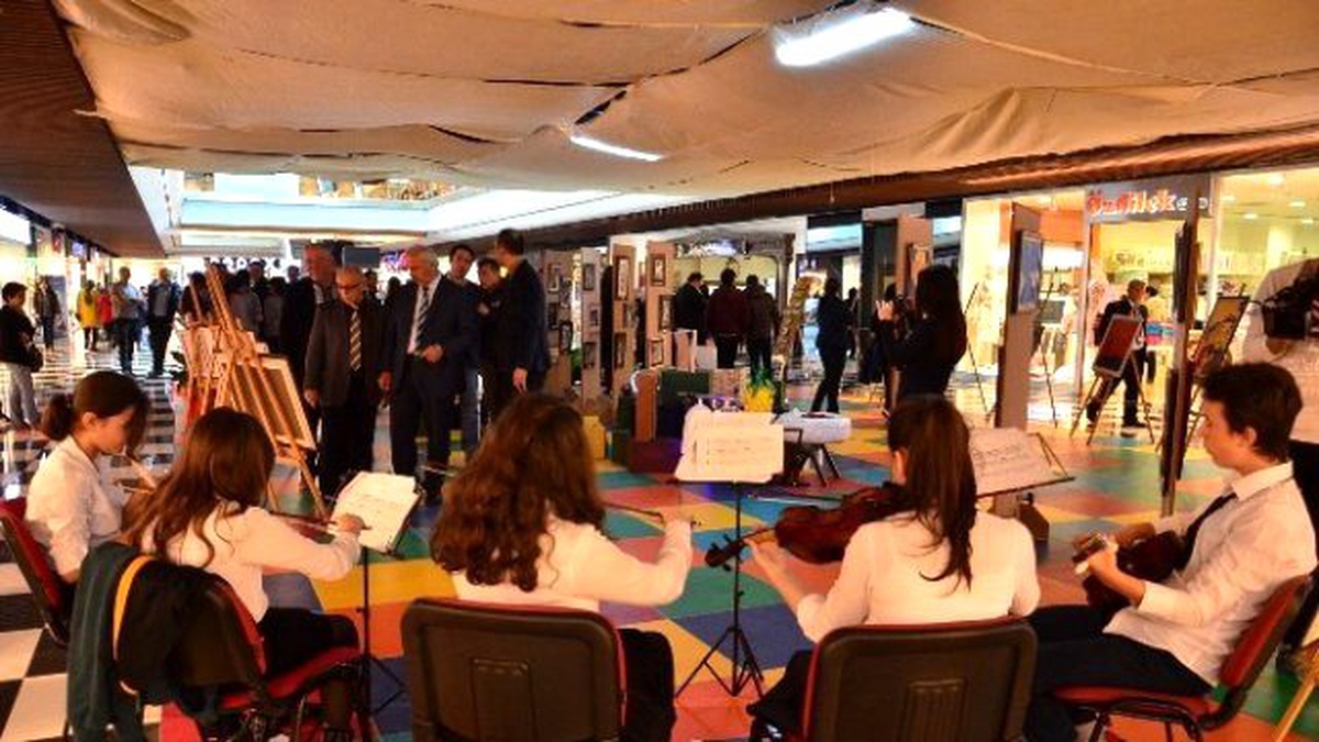 Görsel Sanatlar Teknoloji ve Tasarım Sergisi Açıldı