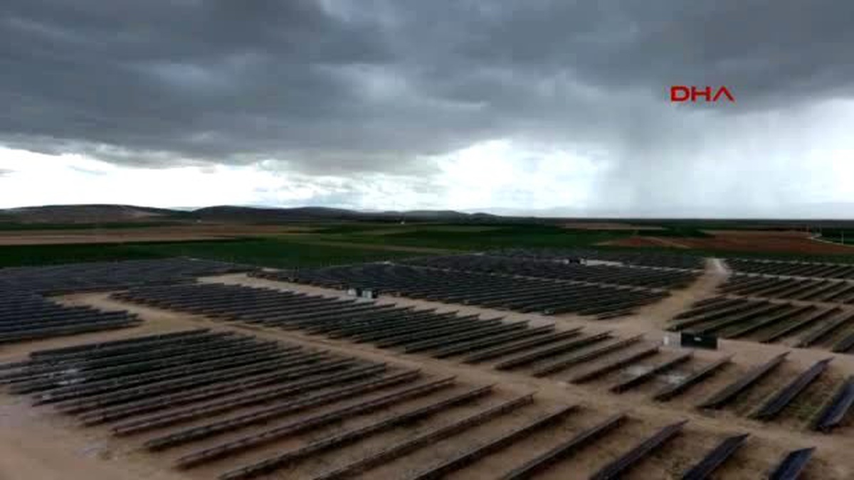 Konya - Türkiye\'nin En Büyük Güneş Eneji Santrali Konya\'da Kuruldu -1