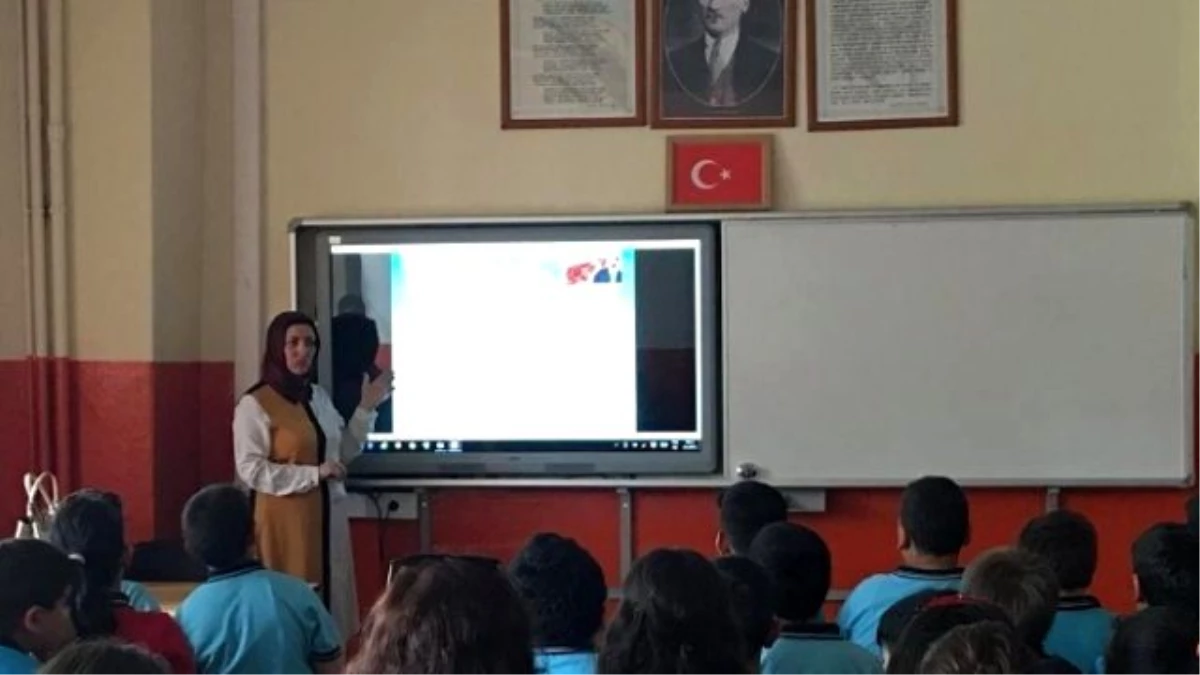 Okullarda " Sağlık Çalışanına Şiddete Hayır" Dersi