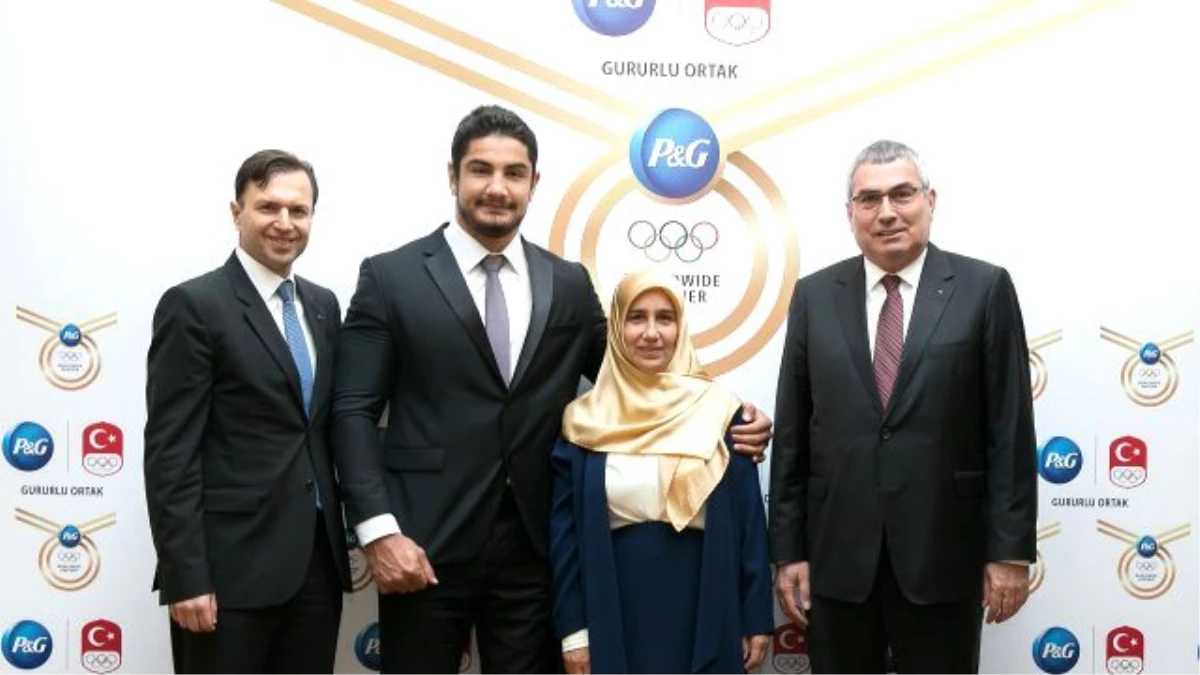P&G Dünyada Ve Türkiye\'de Sporcuları ve Annelerini Destekliyor