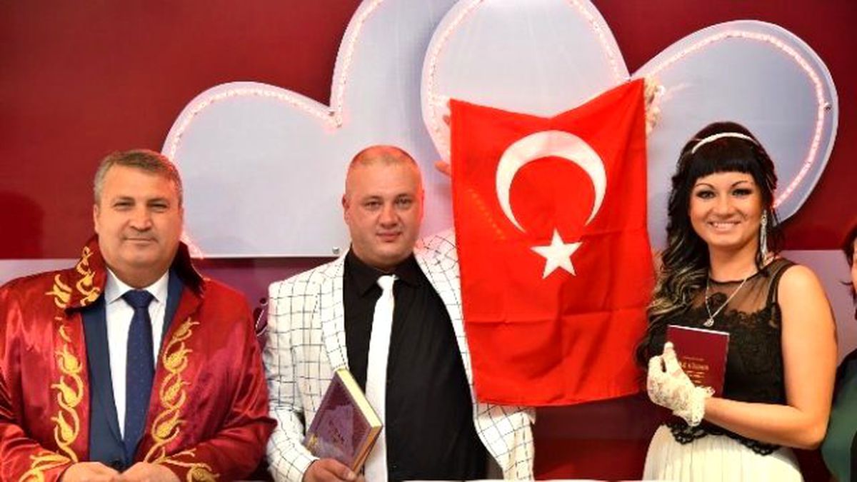 Putin\'e Rağmen Gönül Ferman Dinlemedi