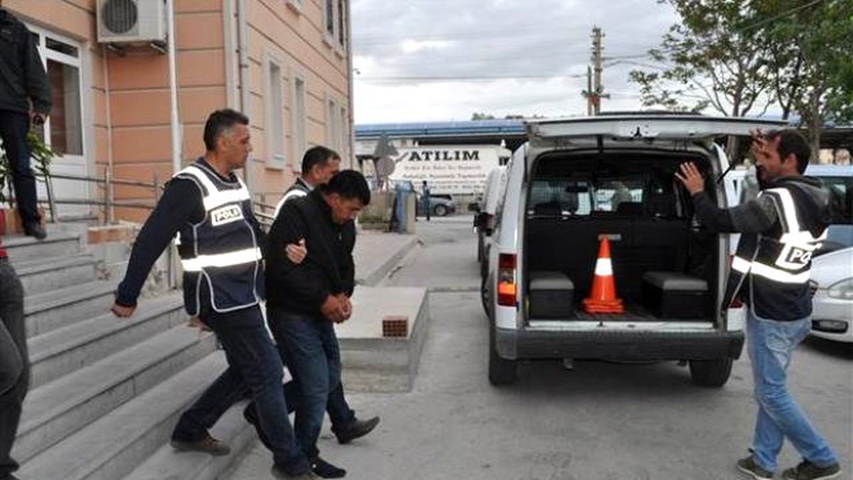 Sahte Savcı, Yaşlı Kadının 1 Milyon Lirasını Dolandırdı