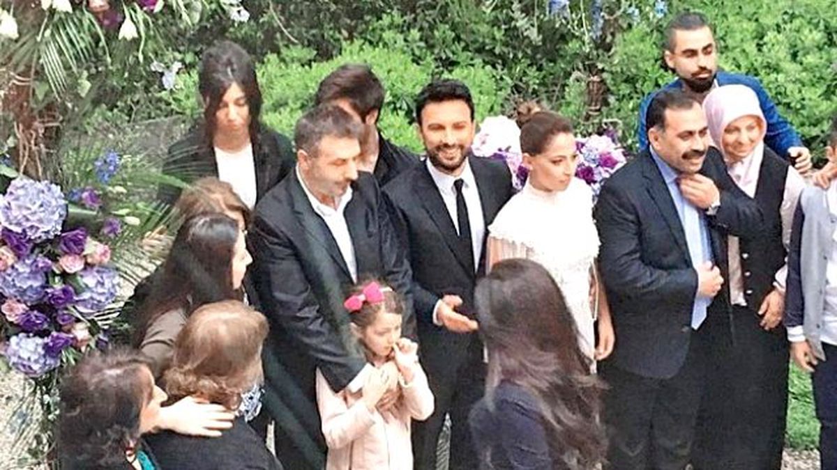 Pınar Dilek'le Evlenen Tarkan, Muhafazakar Aileden Kız Aldı