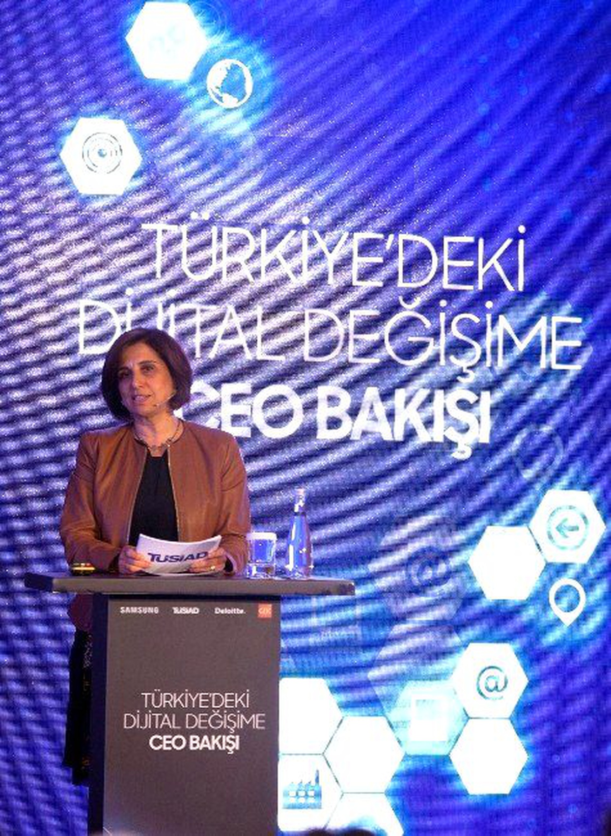 Tüsiad Başkanı: "Ezberbozan İnovasyonlar Yapmak İçin Dijital Değişimi Yönetmeliyiz"