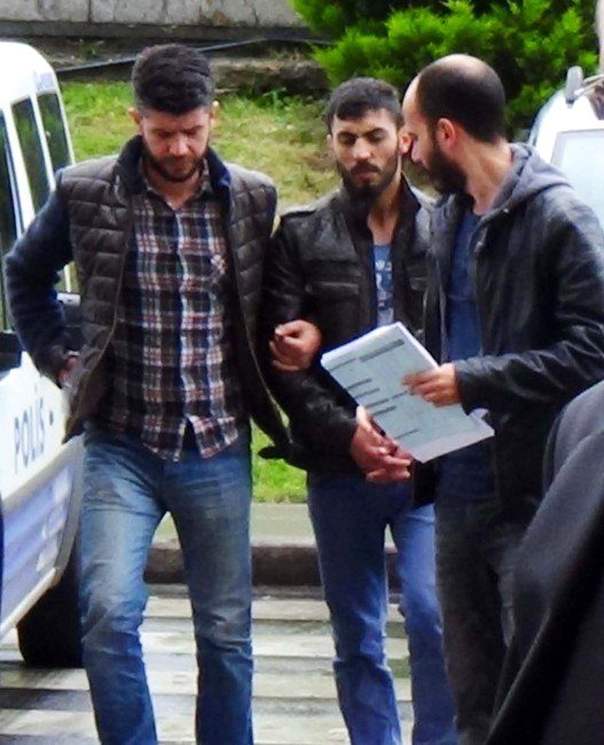 Annesini 15 Yerinden Bıçaklayarak Öldüren Zanlı Adliyede
