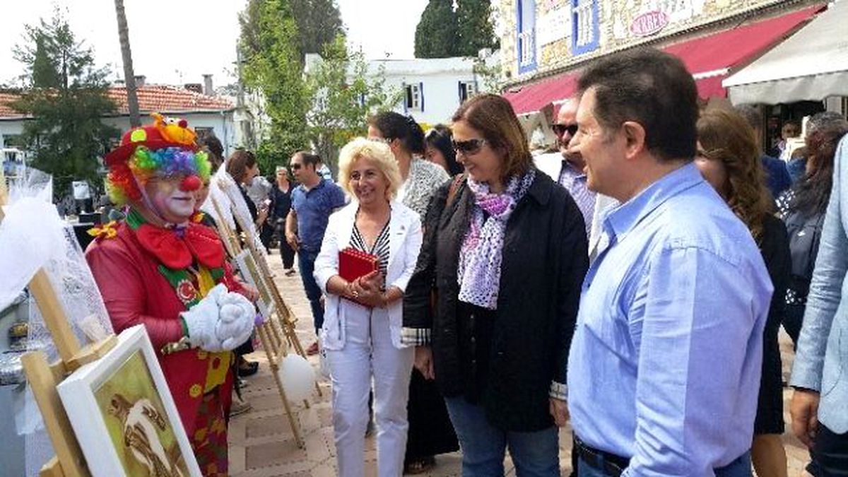 Başkan Demiralp, Sergi Açılışına Katıldı