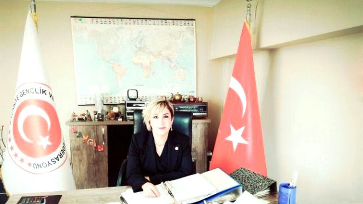 Bayraklı İlçe Başkanı Emine Caner Oldu