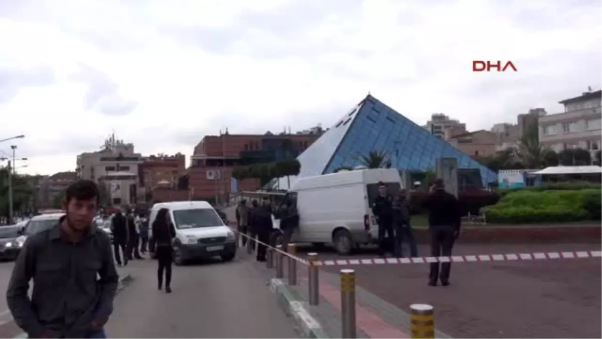 Bursa - Unutulan Kadın Çantası Bomba Paniğine Neden Oldu