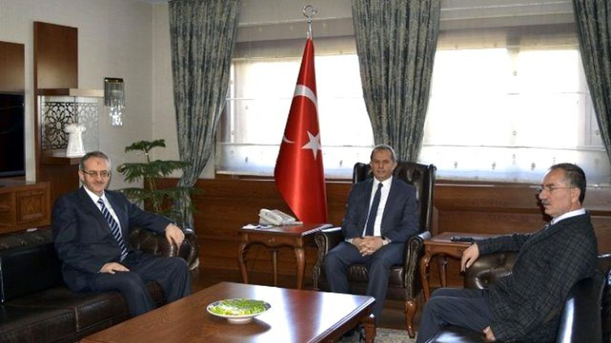 DSİ Genel Müdürü Diniz\'den Vali Taşyapan\'a Ziyaret
