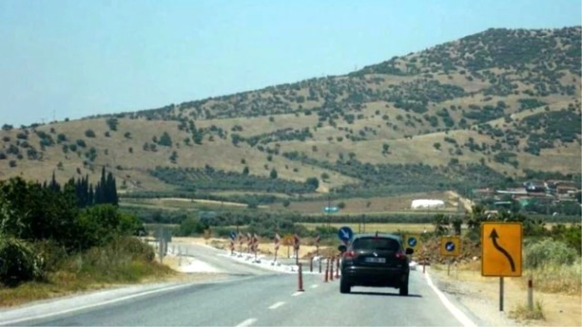 Duble Yol Projesi İçin Servis Yolu Kullanılıyor